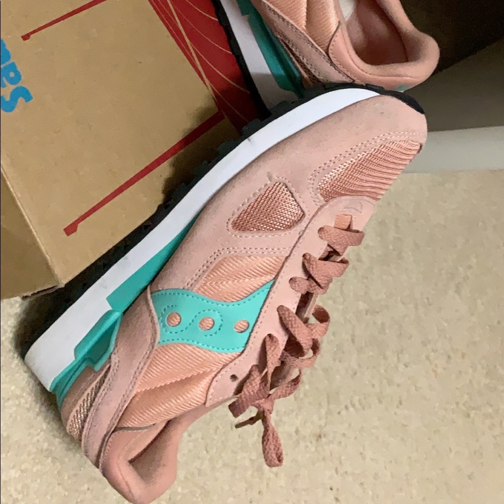 Saucony